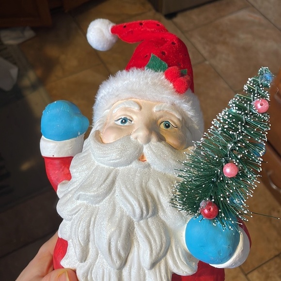 New Santa decor - Picture 2 of 3